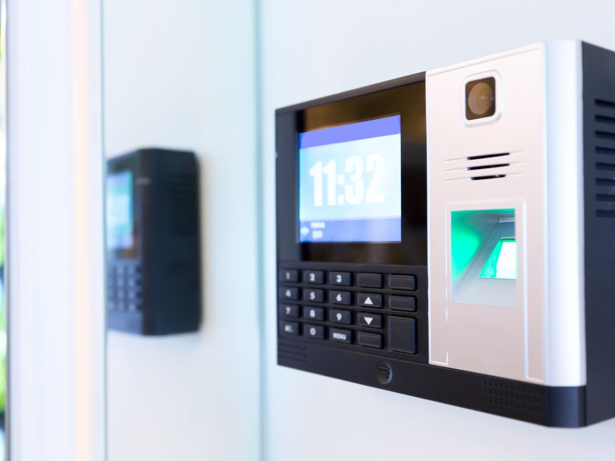 Contrôle d’accès commercial à l'Assomption par Taz Alarme et contrôle d'accès en entreprise et solutions de contrôle d’accès commercial